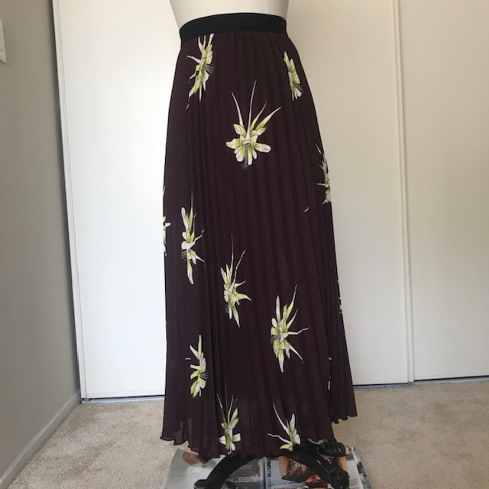 🔥SALE High Waist Midi Skirt Pleated Purple Floral